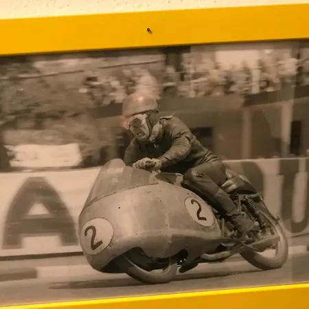 Guzzi - Apartment *