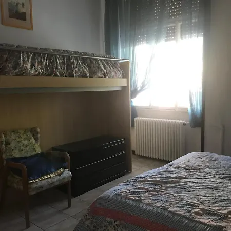 Guzzi - Apartment *